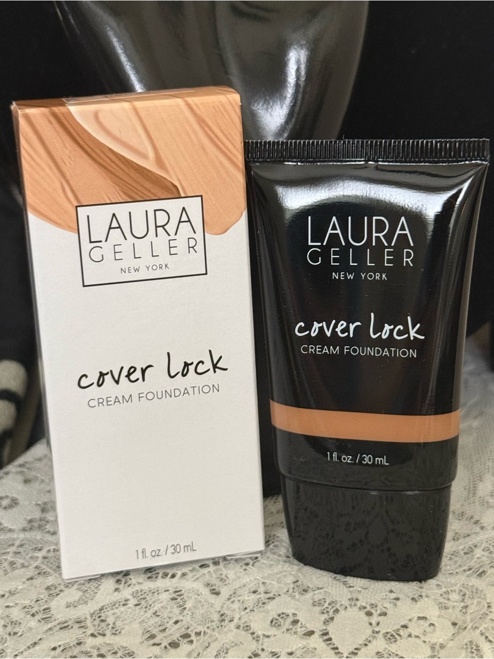Laura Geller Cover Lock Cream Foundation - Honey